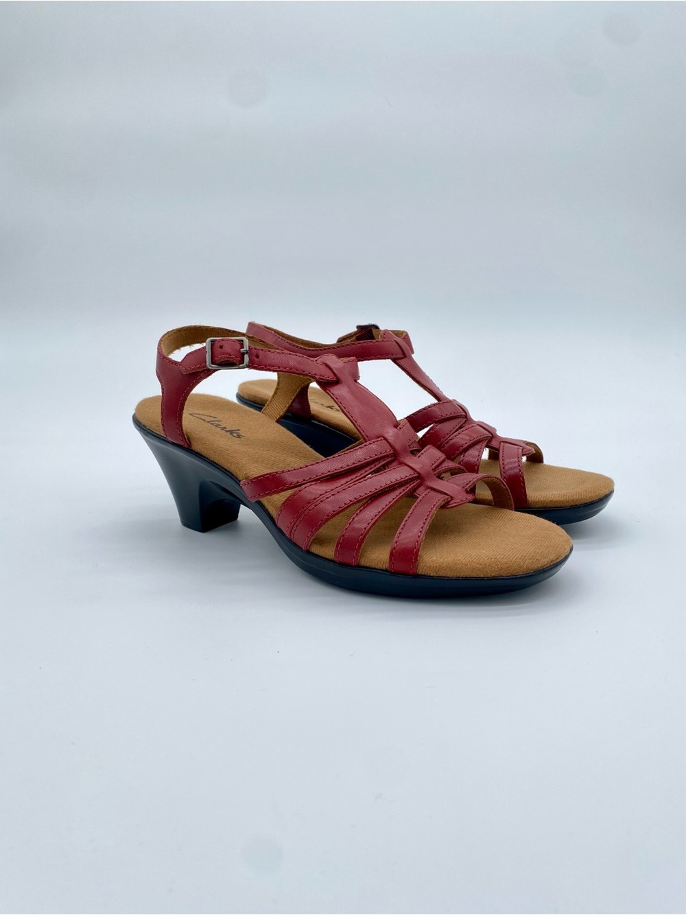 Vintage Clarks Open-Toe Heeled Comfort Strappy Sandal